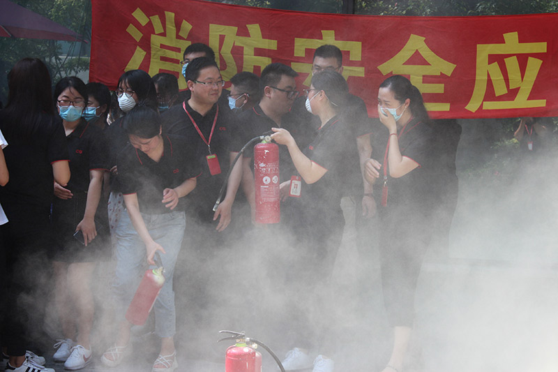 誠格舉行2020年度消防演練及安全生產(chǎn)知識(shí)競賽活動(dòng)